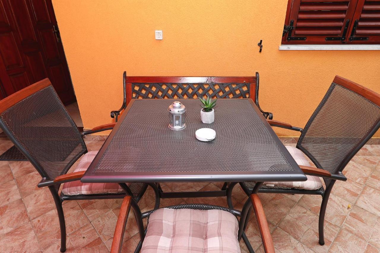Apartmani Strpic Biograd Na Moru Dış mekan fotoğraf